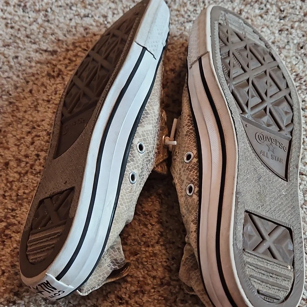 Converse Beige and White Snake Pattern Sneakers - Picture 4 of 4